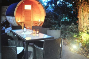 Ferienhaus TRAUM AM SEE mit Sauna und Whirlpool, Zislow